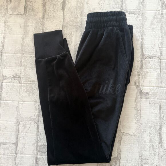 Nike Sportswear Black Anthracite Fuzzy Jersey Knit Slim Fit Girls Joggers Sz M - Picture 2 of 10